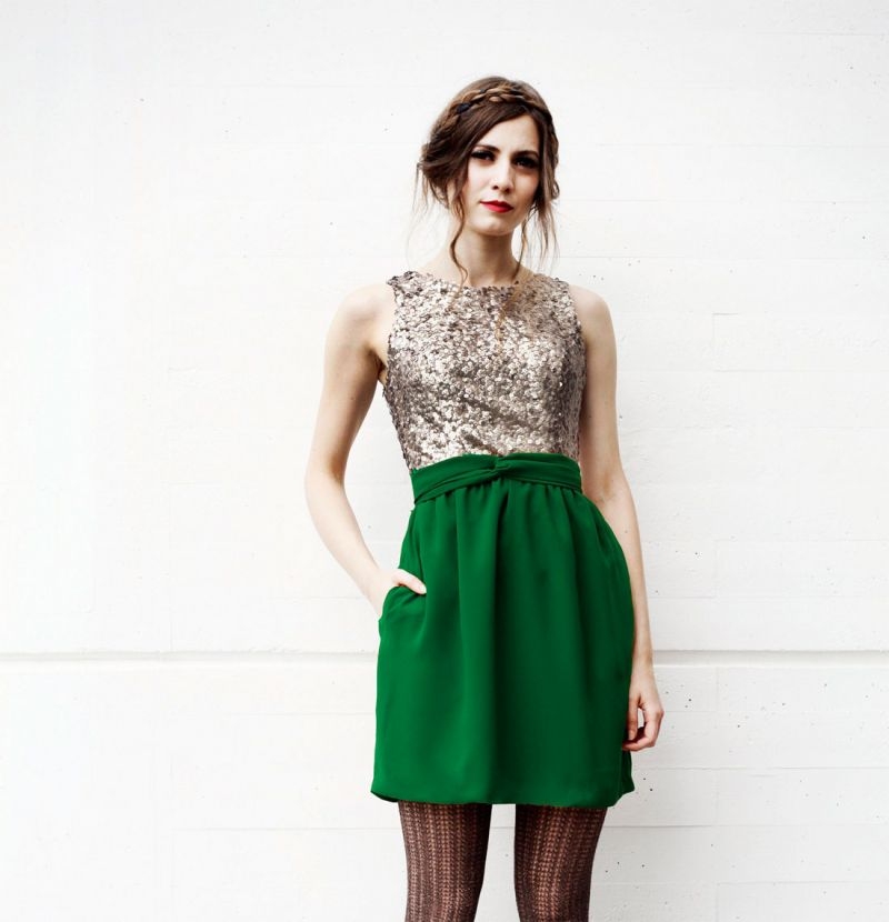 vestido nochevieja corto con lentejuelas y falda de gasa verde de arimoka tienda online