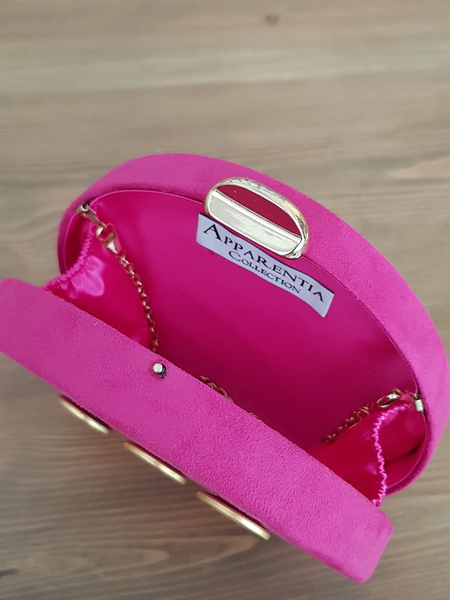 bolso de fiesta de ante rosa fucsia con botones dorados para invitada boda bautizo evento online