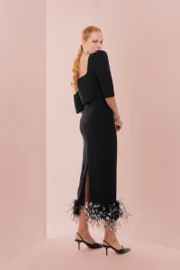 top corto negro escote corazon y botones joya