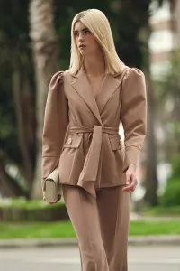 Chaqueta americana creoe camel manga abullonada