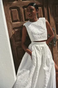 falda larga abullonada brocada blanca