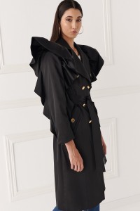 gabardina con volantes larga negro