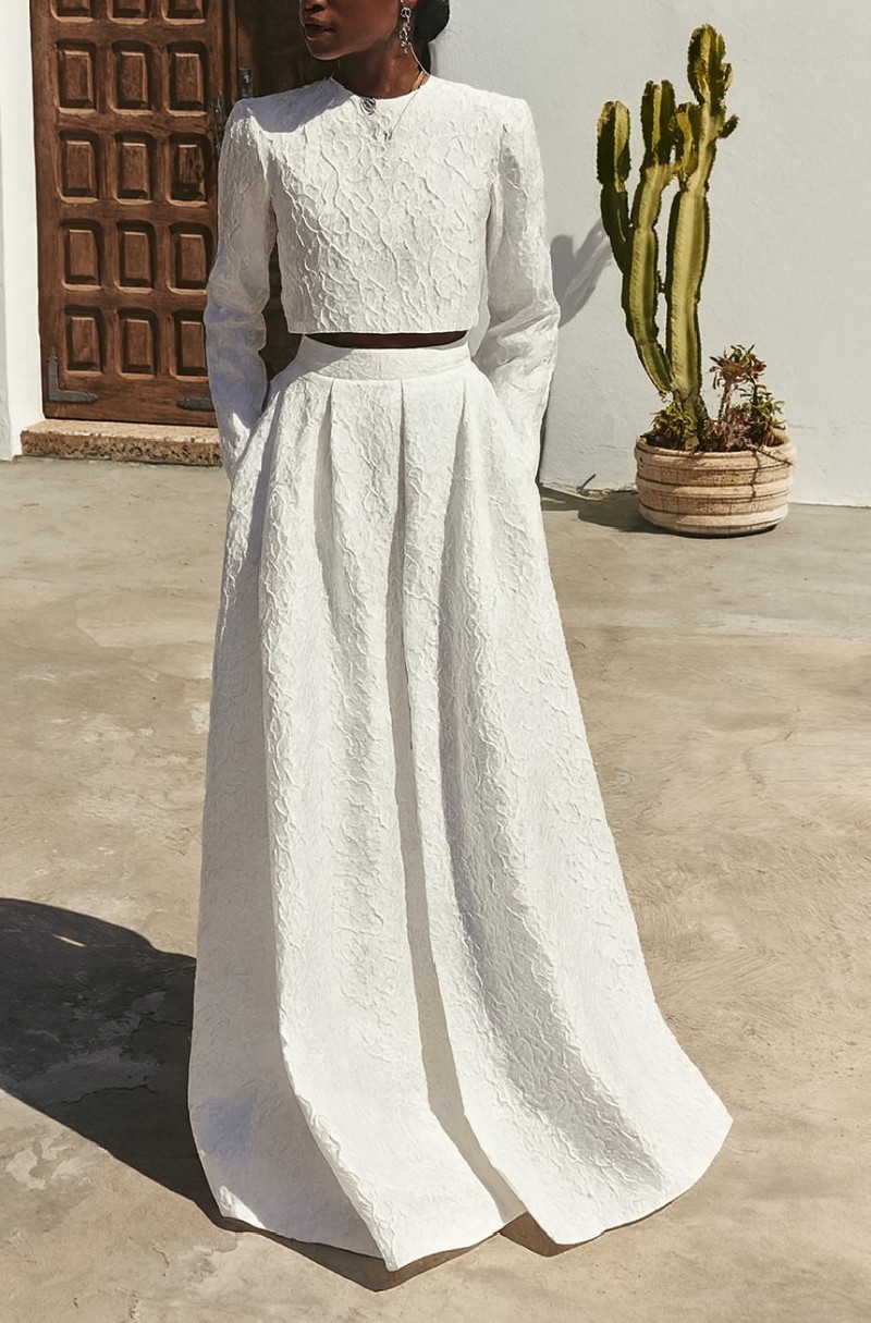 Conjunto de Top  brocado y falda larga de flores blanco para boda