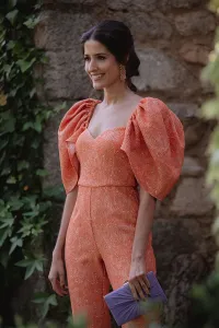 Mono brocado coral escote corazón Zoe