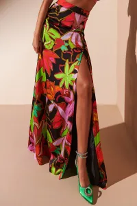 Falda larga estampada de flores con abertura lateral