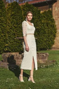 Falda recta tul bordada blanca margaritas para novia