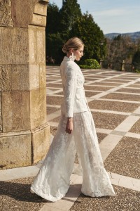 Chaqueta americana gasa blanca bordada para novia civil
