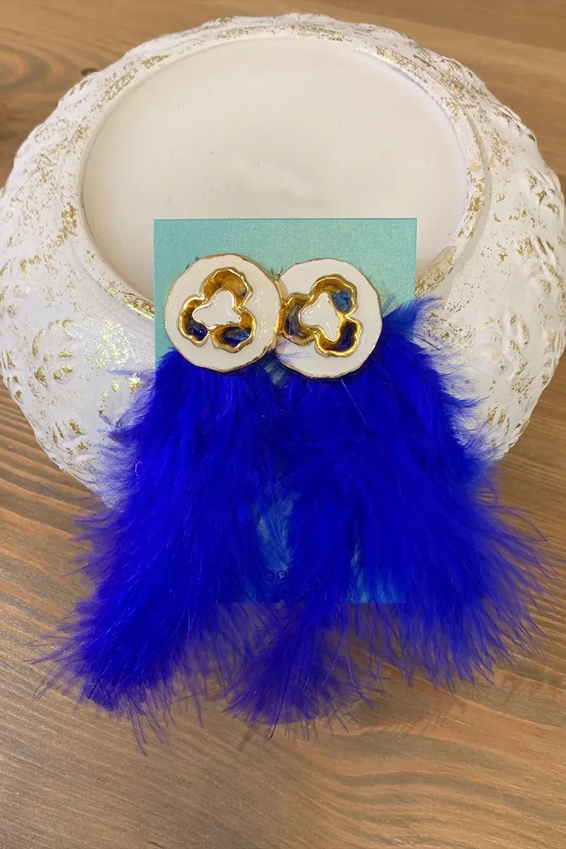 Pendientes Aplicación Blanca y Dorada y Plumas Azul Klein