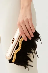 Clutch Tira Dorada y Plumas Negras