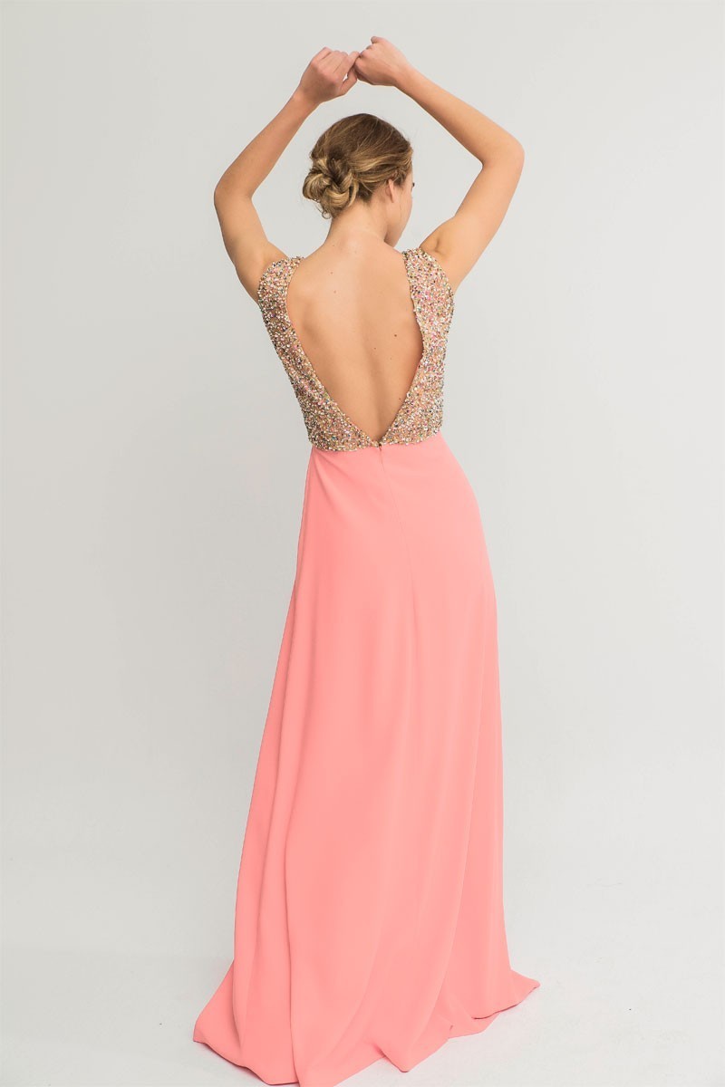Vestido largo coral escote espalda cuerpo lentejuelas abertura