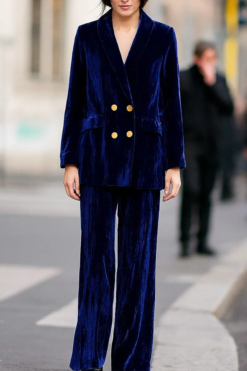 conjunto de traje y pantalón de terciopelo azul