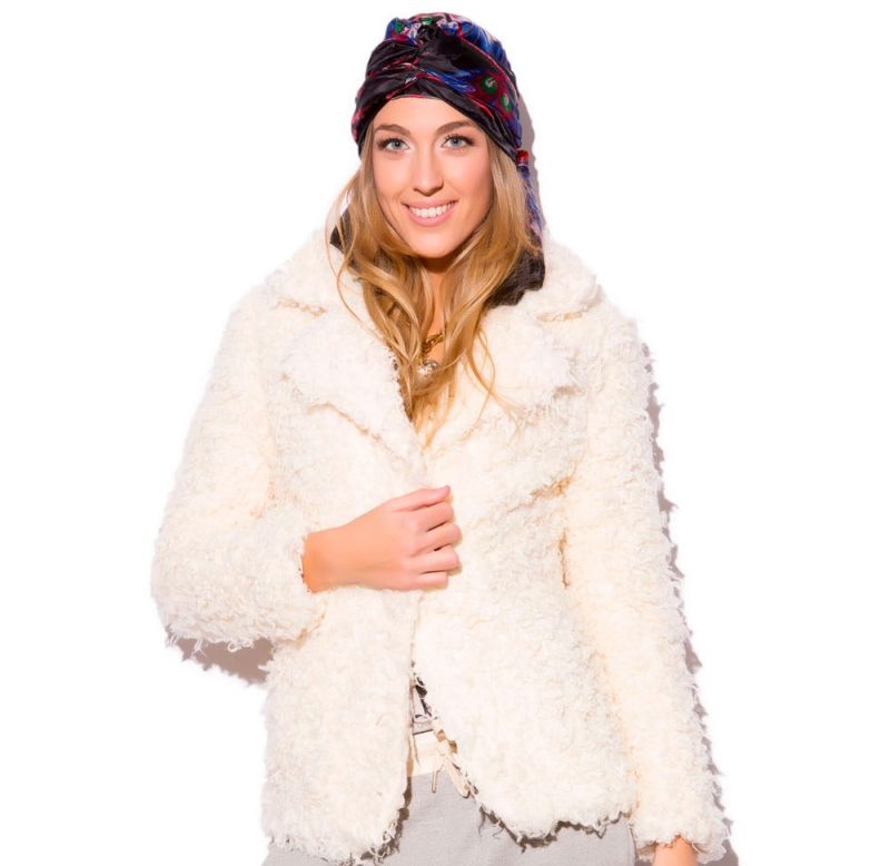 Abrigo de Pelo Crudo