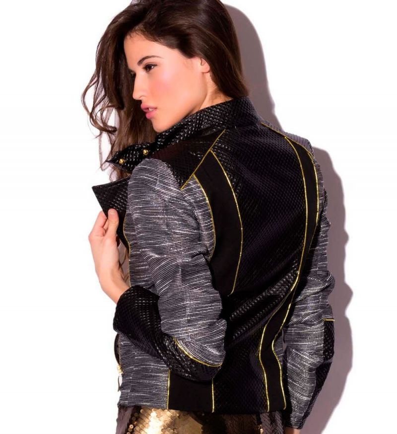 chaqueta capa negra blancaspina