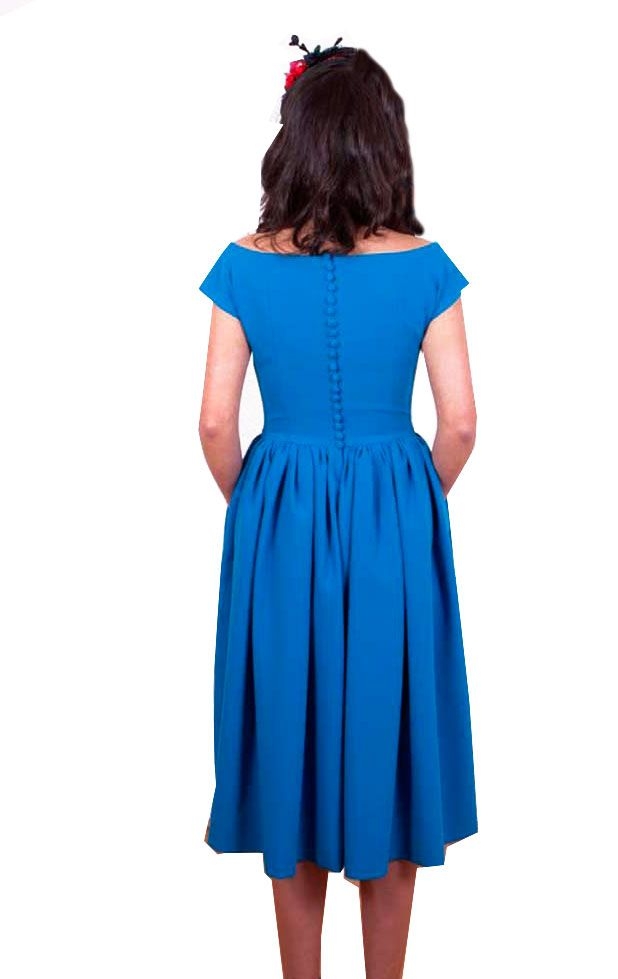 vestido escote corazon y falda volumen de bouret años 50