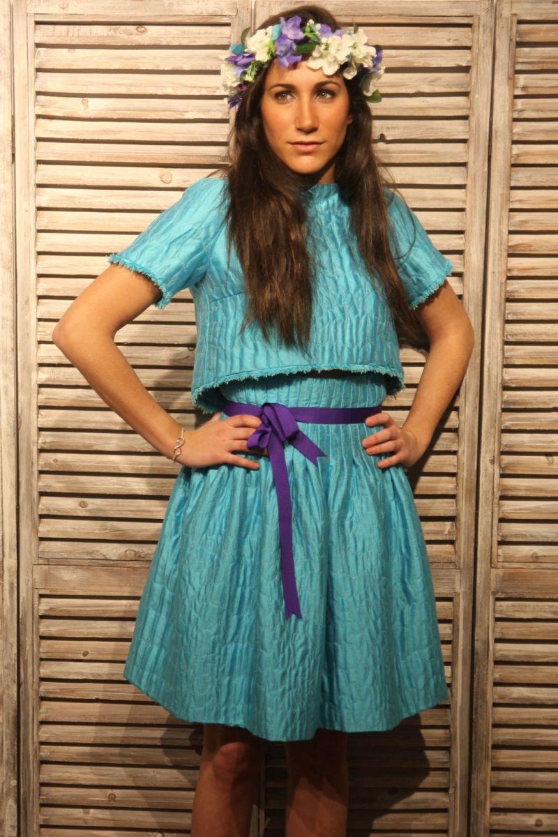 vestidos cortos fiesta de seda azul turquesa de laura caicoya