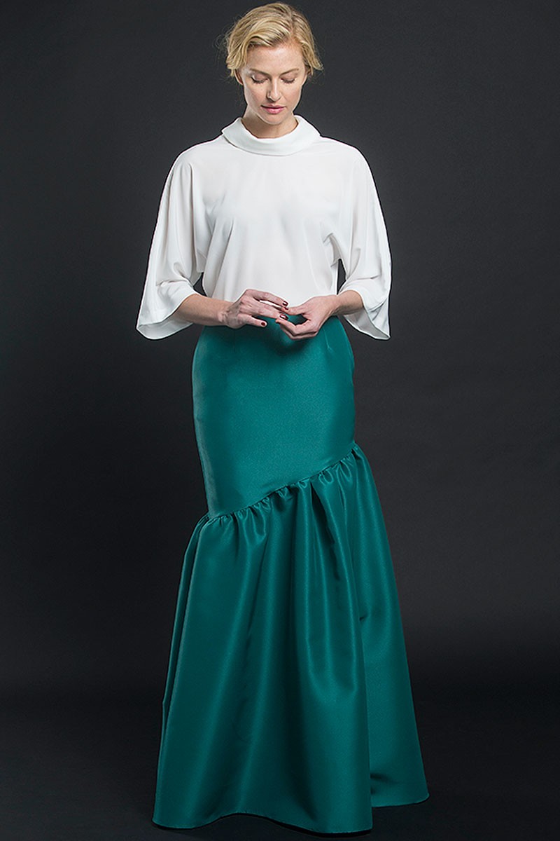 falda larga de tafeta fruncida a la cadera en color verde esmeralda para lucir en una fiesta evento coctel o fiesta apparentia