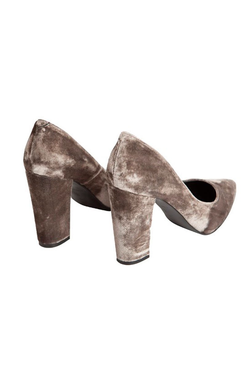 stilettos gris terciopelo tacon cuadrado invitada boda bautizo shopping