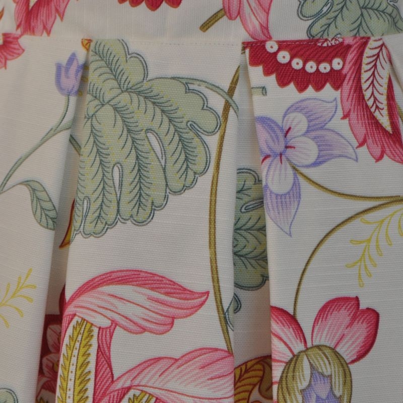 minifalda de vuelo beige con fflores onlinelores