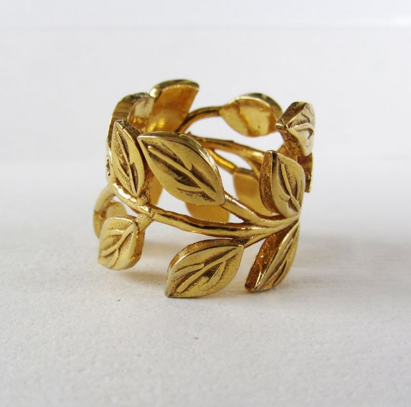 anillo maxi hojas oro amarillo nucca