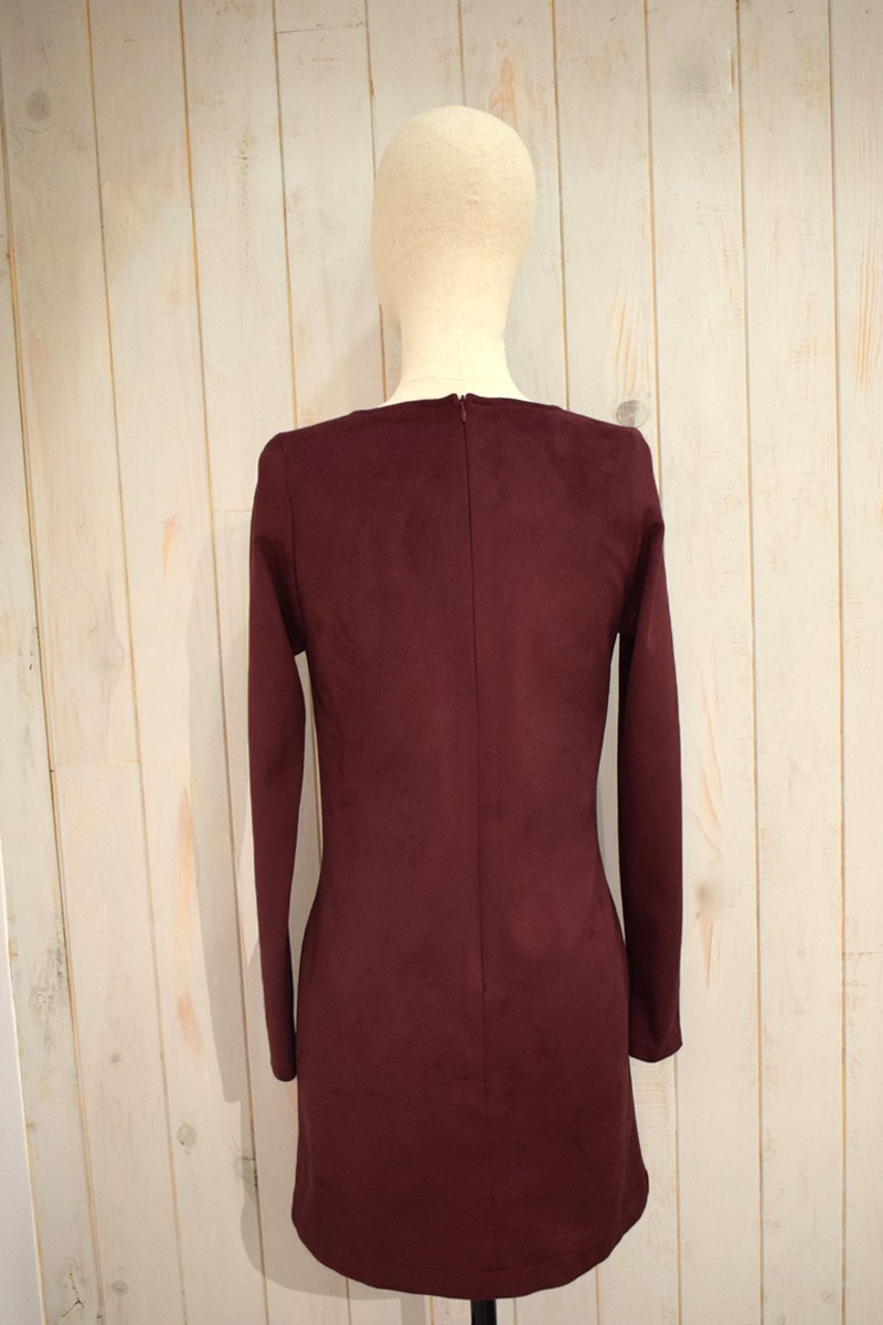 vestido evase burdeos con bordados de pajaros para ocasiones especiales fiestas coctel de apparentia