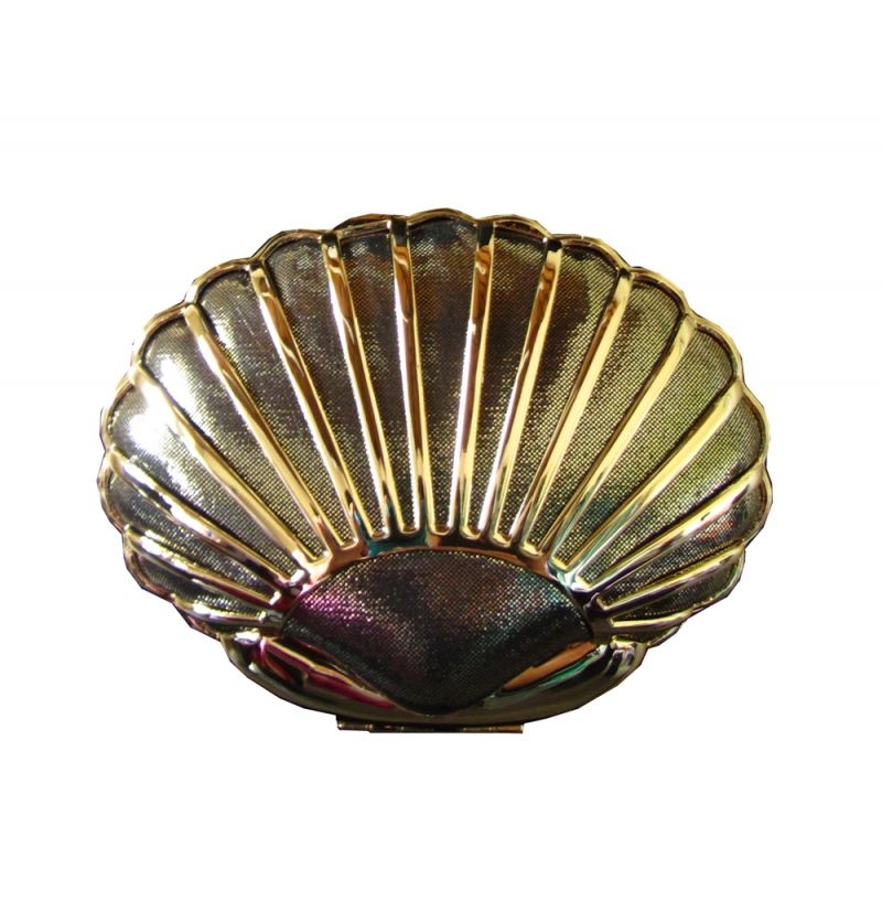 Bolso de laton dorado y plata concha