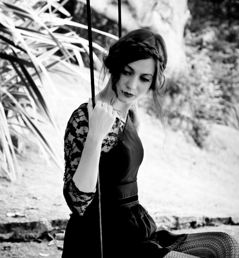 vestido encaje negro de arimoka online para invitadas fiesta nochevieja fin de año online