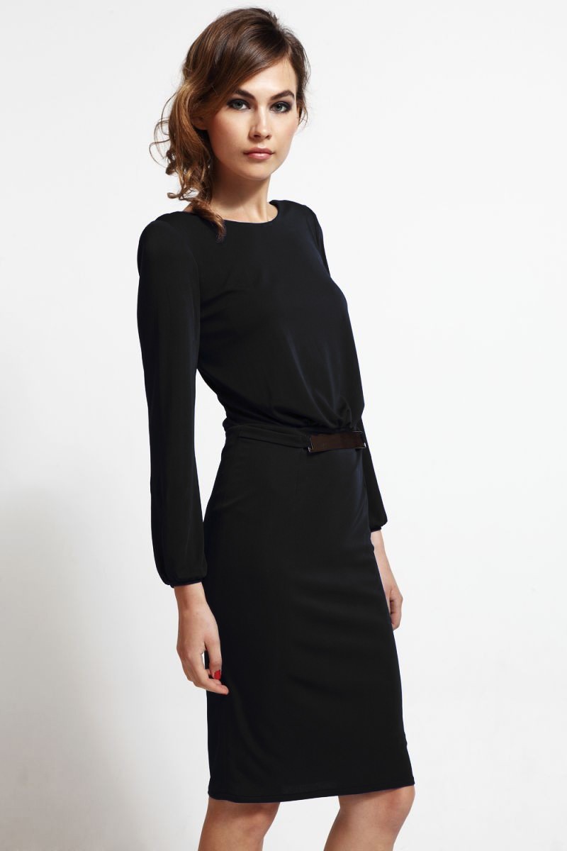 vestido corto de fiesta negro escote espalda cruzada para invitada de boda bautizo y nochevieja