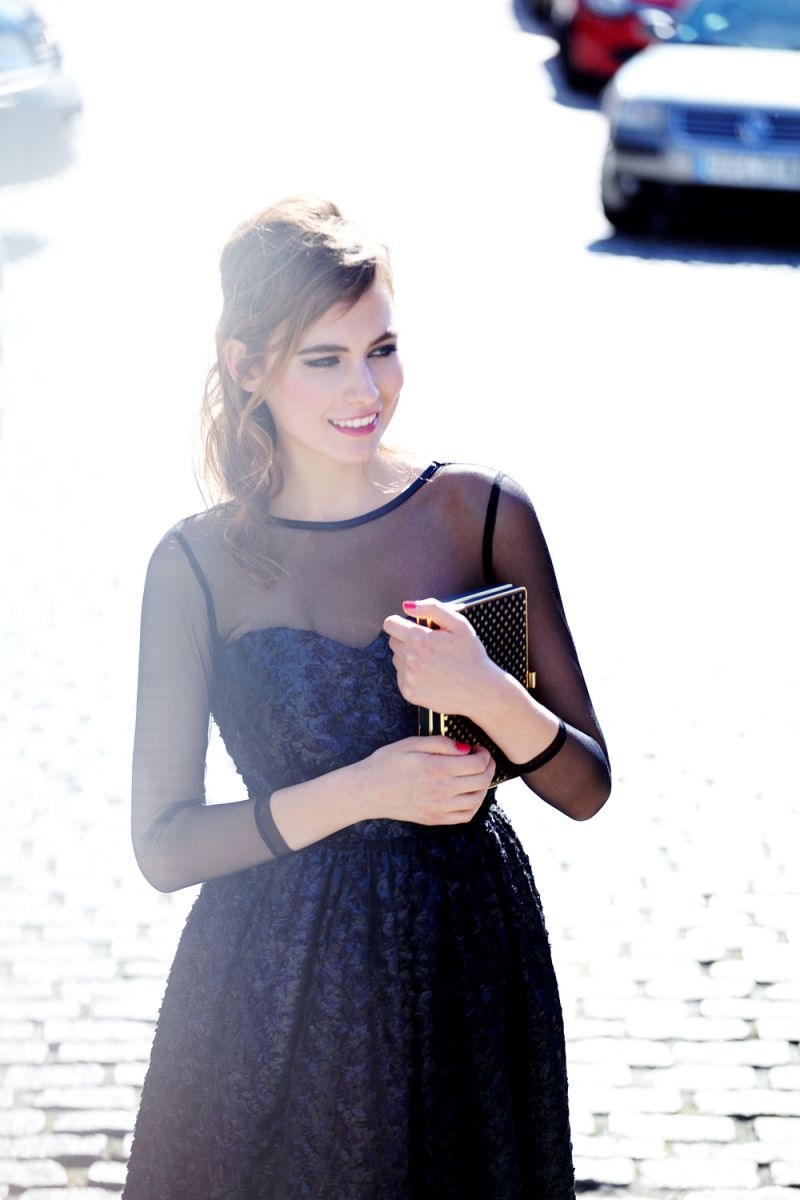 vestido corto de fiesta vuelo piel negro falda volumen para invitada boda nochevieja