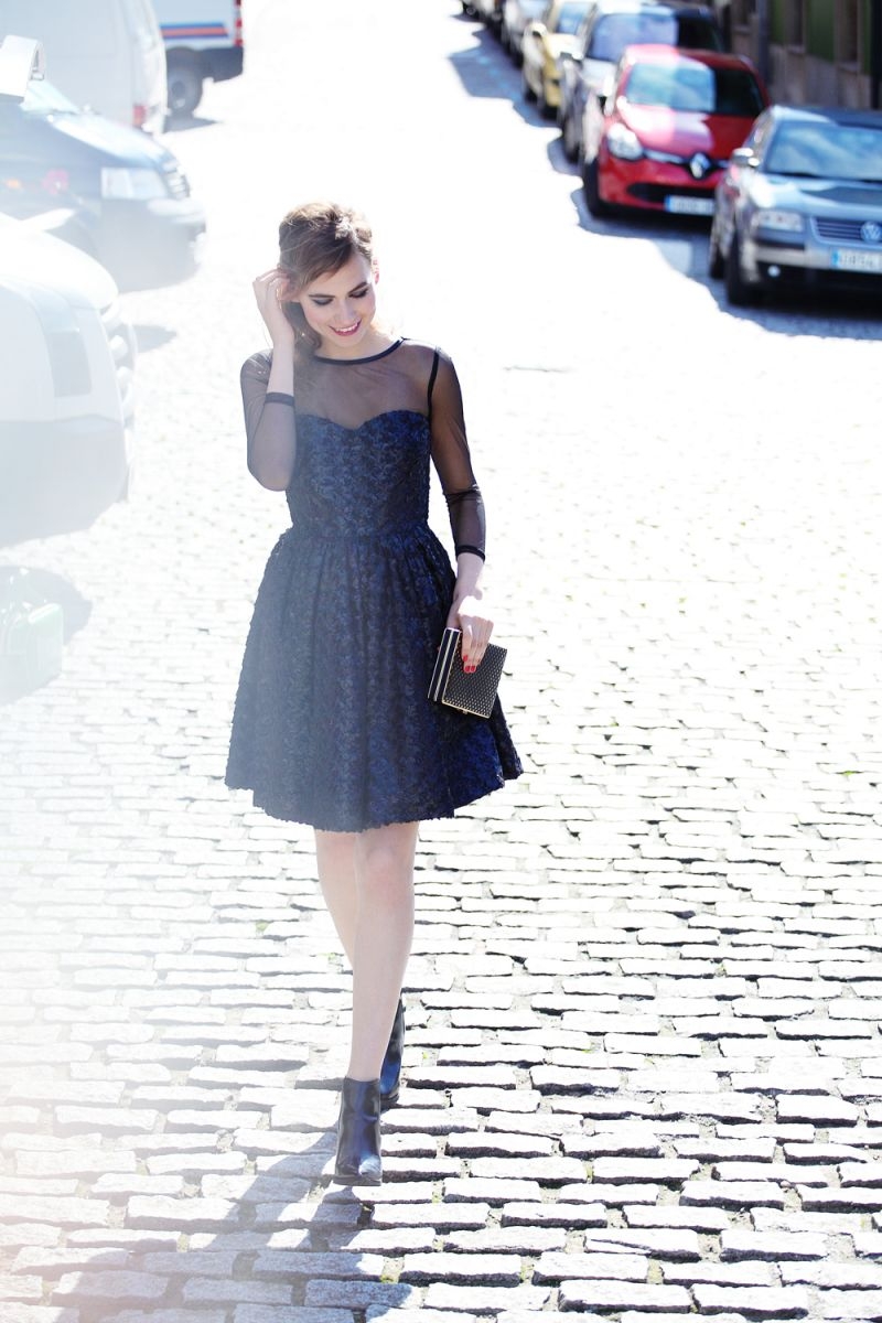 vestido corto de fiesta vuelo piel negro falda volumen para invitada boda nochevieja