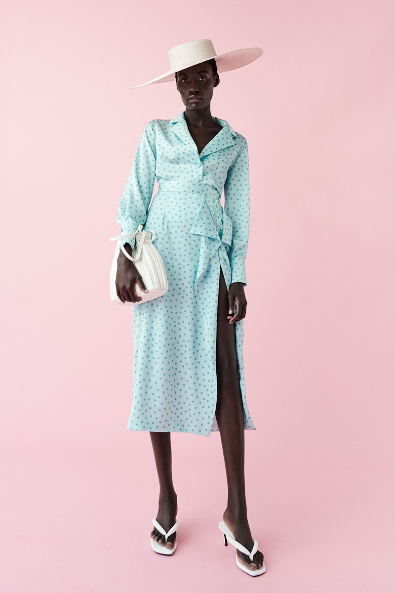 conjunto de fiesta de blusa esmoquin y falda de volantes de lunares aguamarina para invitadas boda comunion bautizo