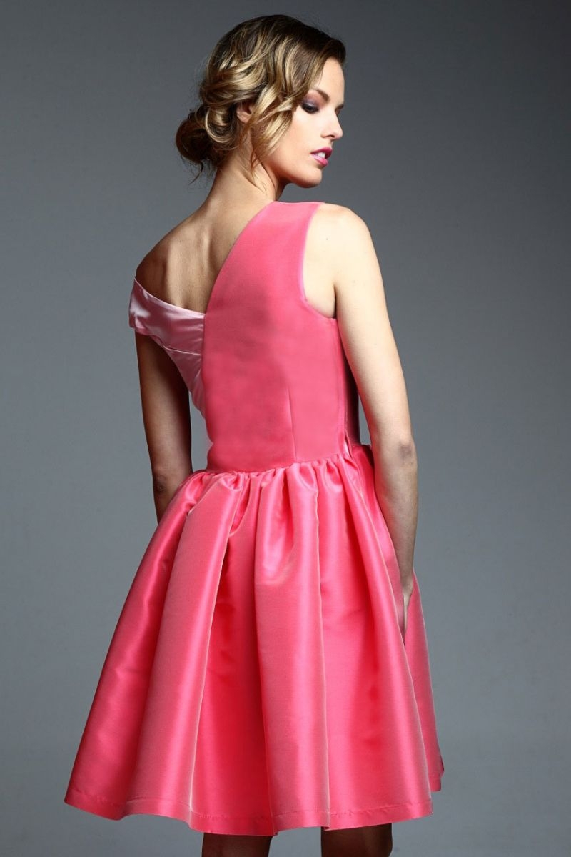 vestidod e fiesta corto de vuelo rosa de apparnetia collection online