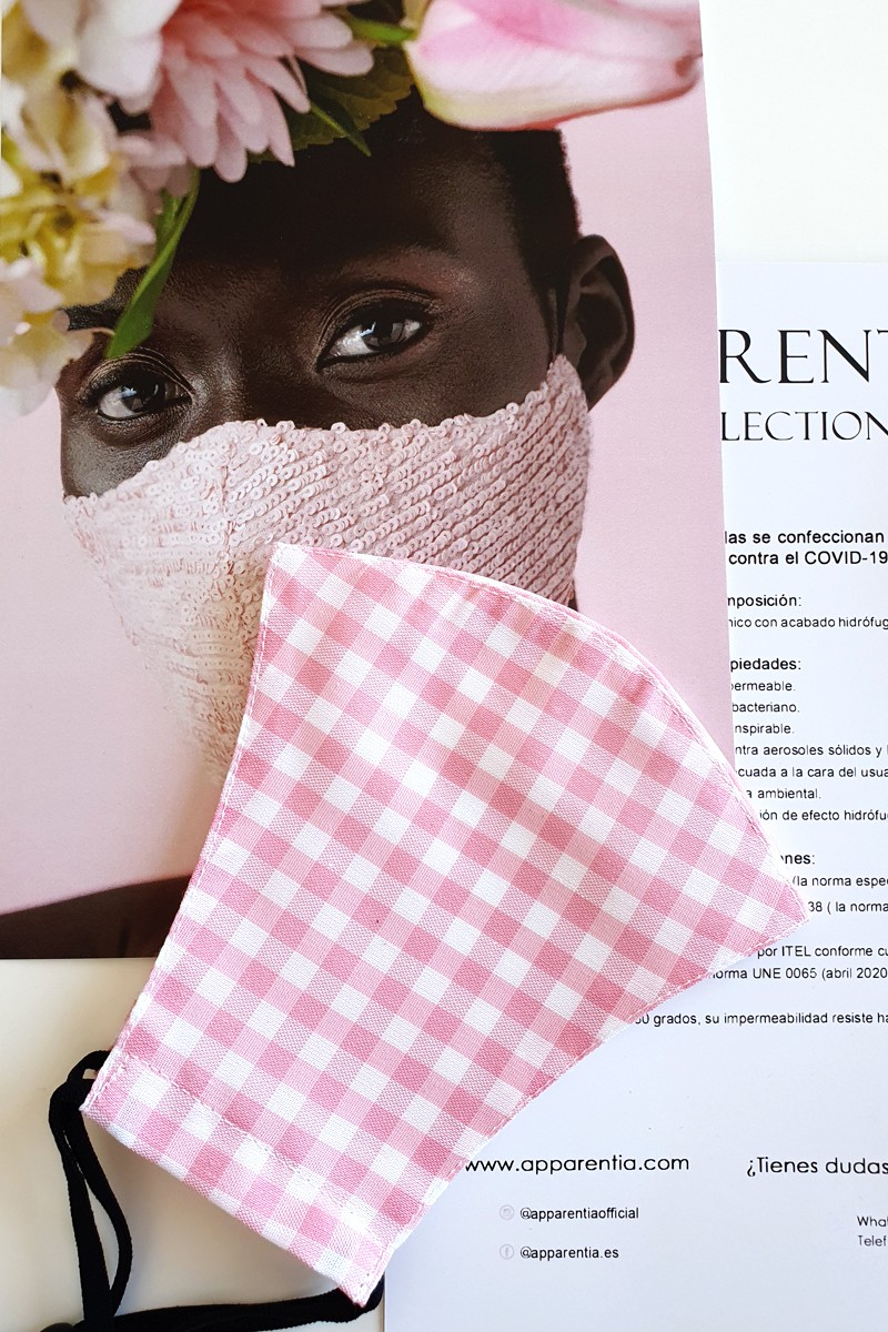 mascarilla de cuadro vichy blanco y rosa de mujer homologadas para covid 19 reutilizables y lavables