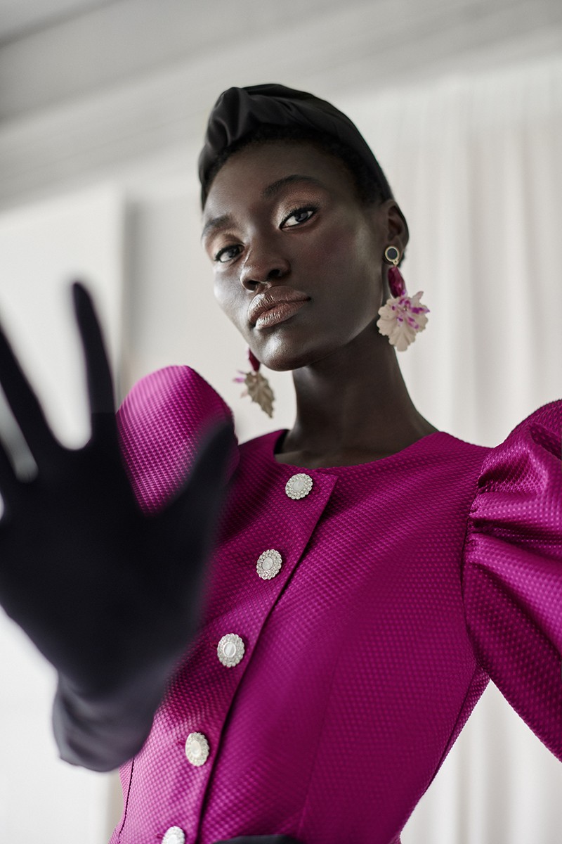 vestido joya con mangas abullonadas midi color buganvilla