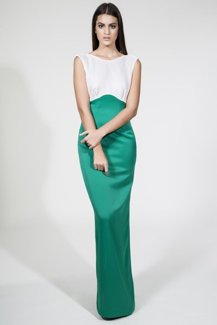 Vestido de fiesta largo bicolor cuerpo blanco y espalda descubierta invitadas boda daluna apparentia verde