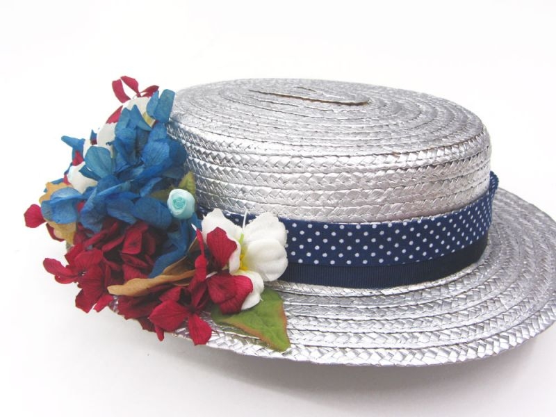 comprar sombrero canotier color plata con flores naturales
