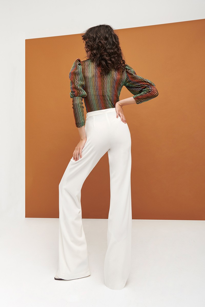 comprar online Pantalón ancho blanco con cadena