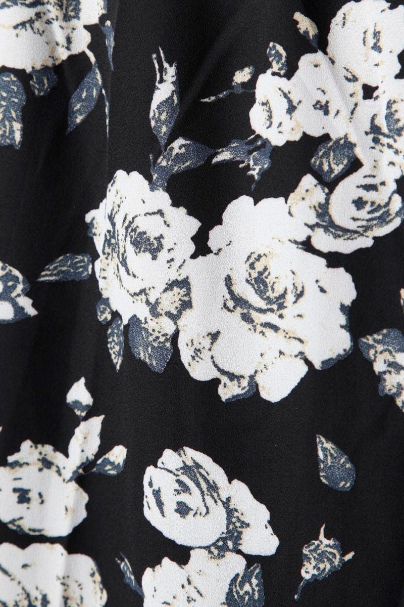 comprar online vestido largo floral blanco y negro con manga 3/4 de q2 en apparentia
