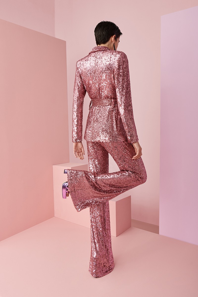 comprar online traje de pailletes rosa empolvado blazer y pantalon palazzo para invitadas boda, fiesta nochevieja