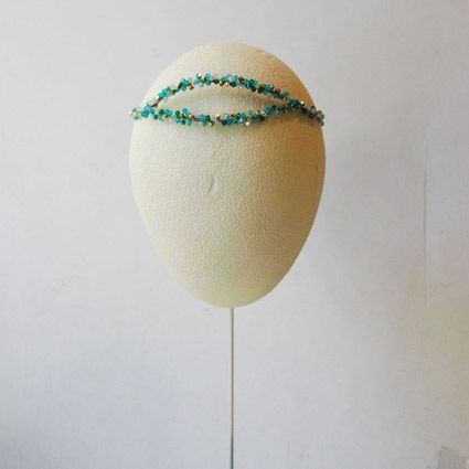 comprar tocado diadema corona para boda con pedreria en color verde turquesa de taneke en apparentia