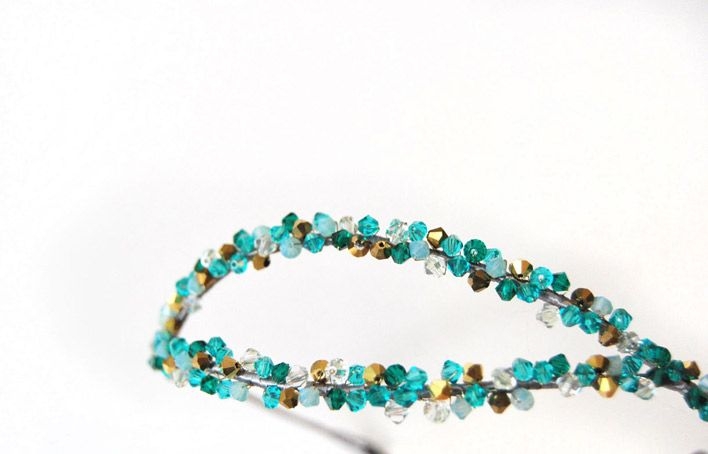 comprar online diadema doble de pedreria en verde aguamarina para look de invitada de boda fiesta evento bautizo de taneke en apparentia