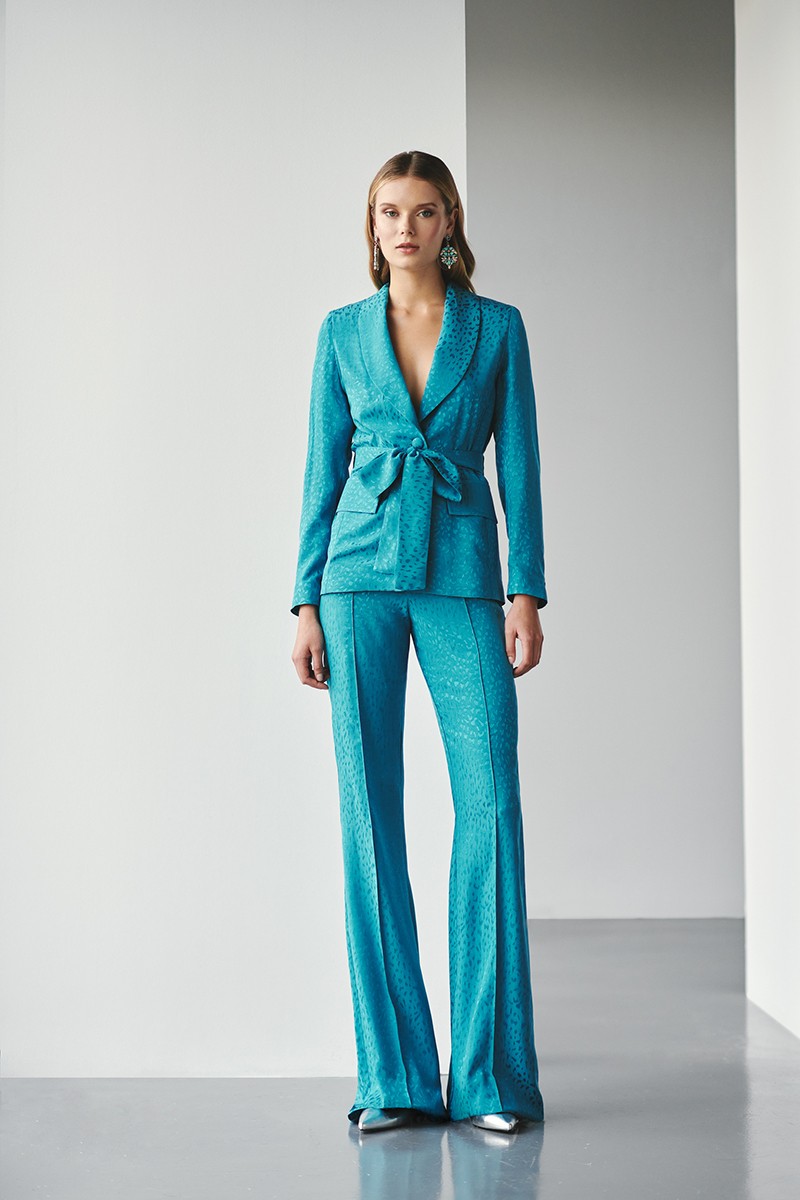 shop suit online traje chaqueta y pantalon jacquard azul para invitada a boda, bautizo, comunion, cocktail, apparentia