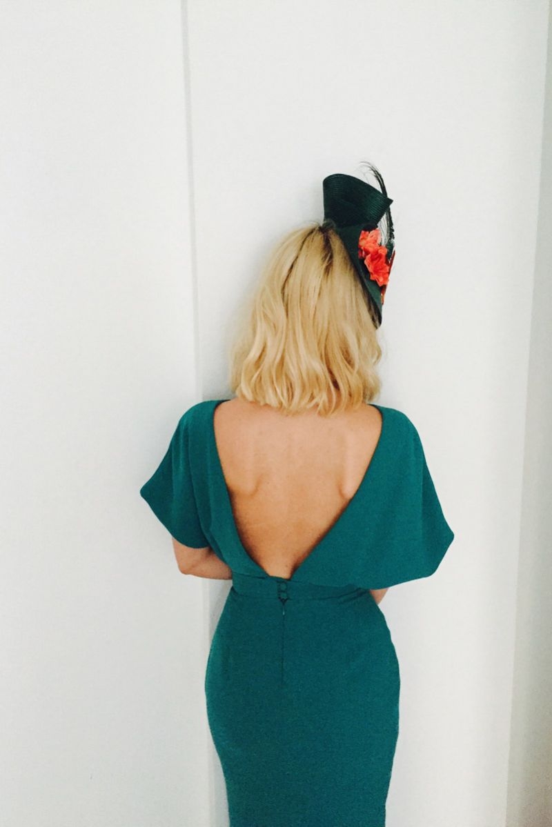 vestido de fiesta midi verde botella de manga corta y escote en la espalda de boda fiesta coctel nochevieja de bouret en apparentia