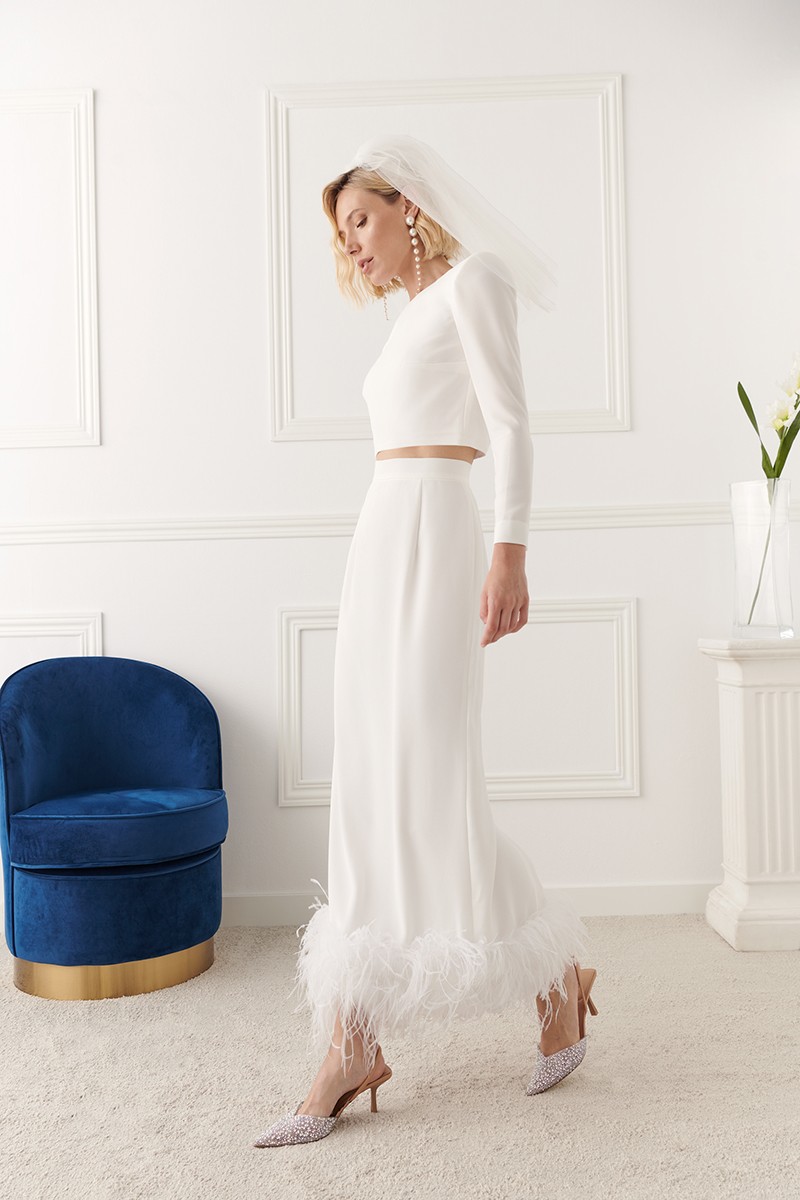 falda de plumas en crepe blanco para novia civil ceremonia intima boda wedding shop online