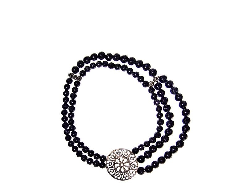 collar azul de piedra semipreciosas con detalle plata de legorburu en apparentia