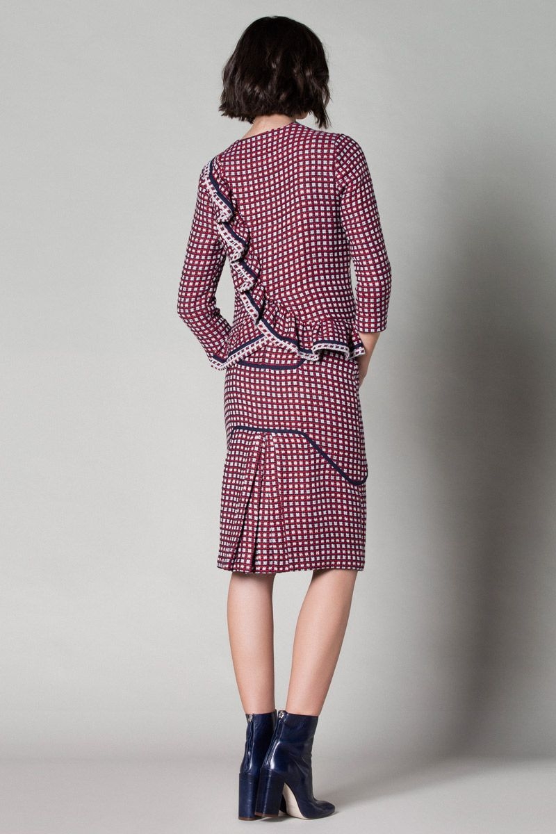 falda recta chanel rojo azul y blanco de nubbe en apparentia