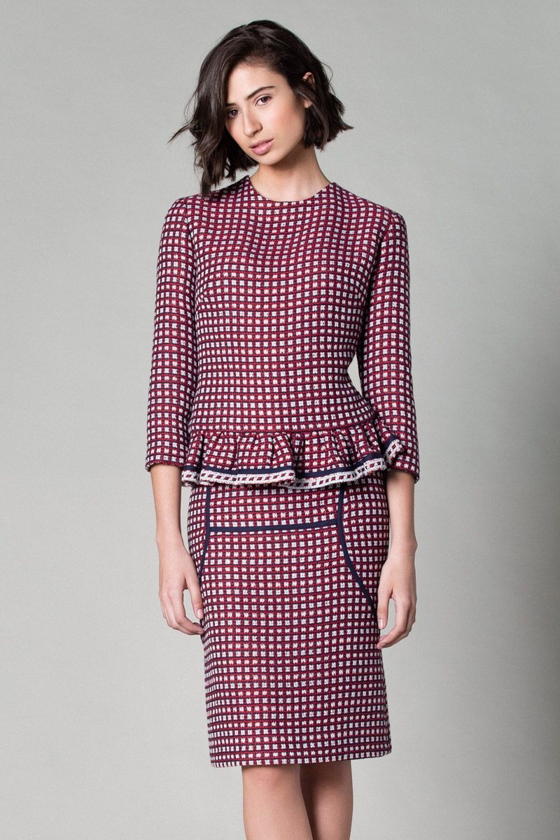 falda tubo de tejido chanel rojo azul y blanco de nubbe en apparentia