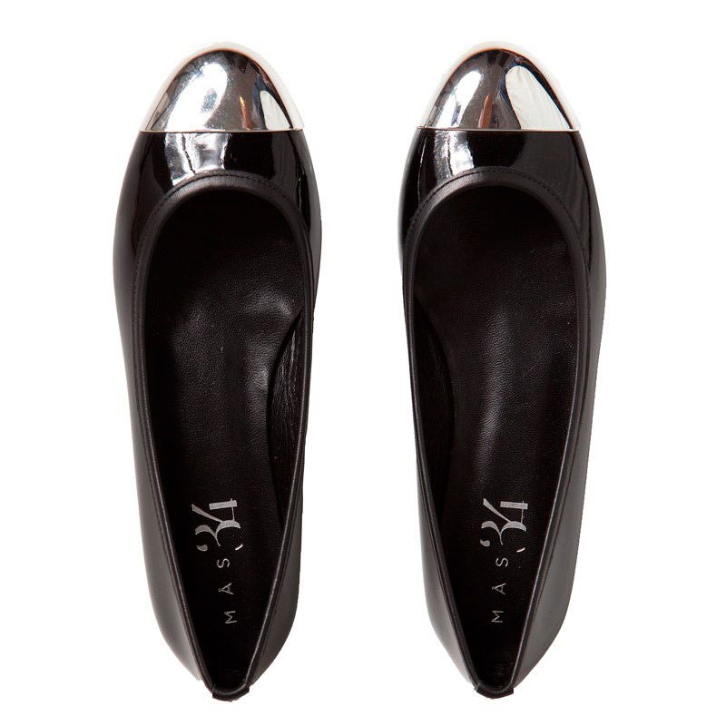 Zapatos Bailarinas Bailarinas de charol con tacón Sofie schnoor Bailarinas de charol con tac\u00f3n negro-gris claro look casual 