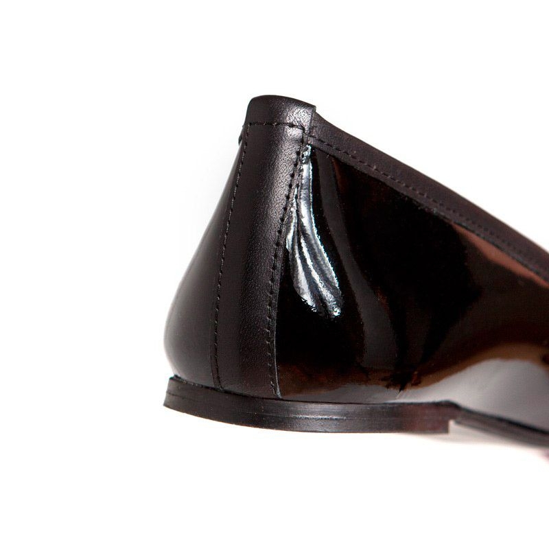 bailarinas de charol negro con puntera plateada de mas34 en apparentia