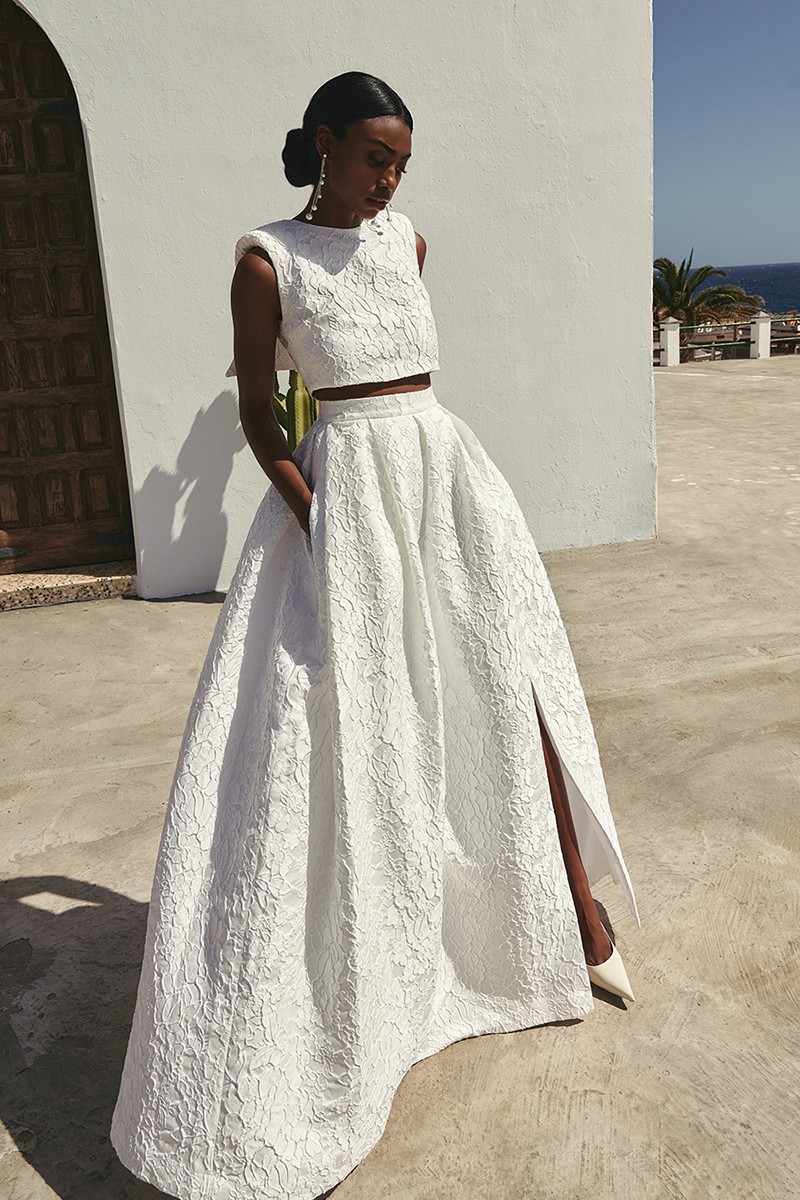 comprar falda larga de novia confeccionada jacquard de excelente calidad en color blanco con dibujo floral en relieve para segundo vestido, boda