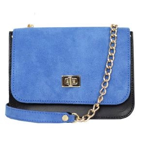 bolso azul y negro de ante de colgar con cadena y hebilla dorada de fiesta boda evento coctel de stella rittwagen en apparentia